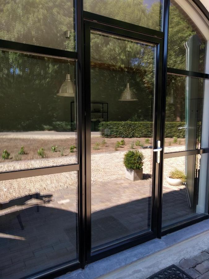 B&B Agnetenhoeve Overasselt Exterior foto